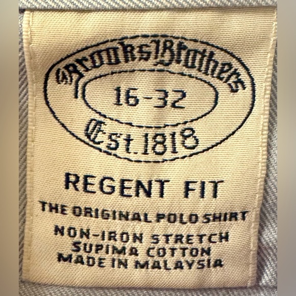 Brooks Brothers Classic Blue Dress Shirt - Picture 3 of 3